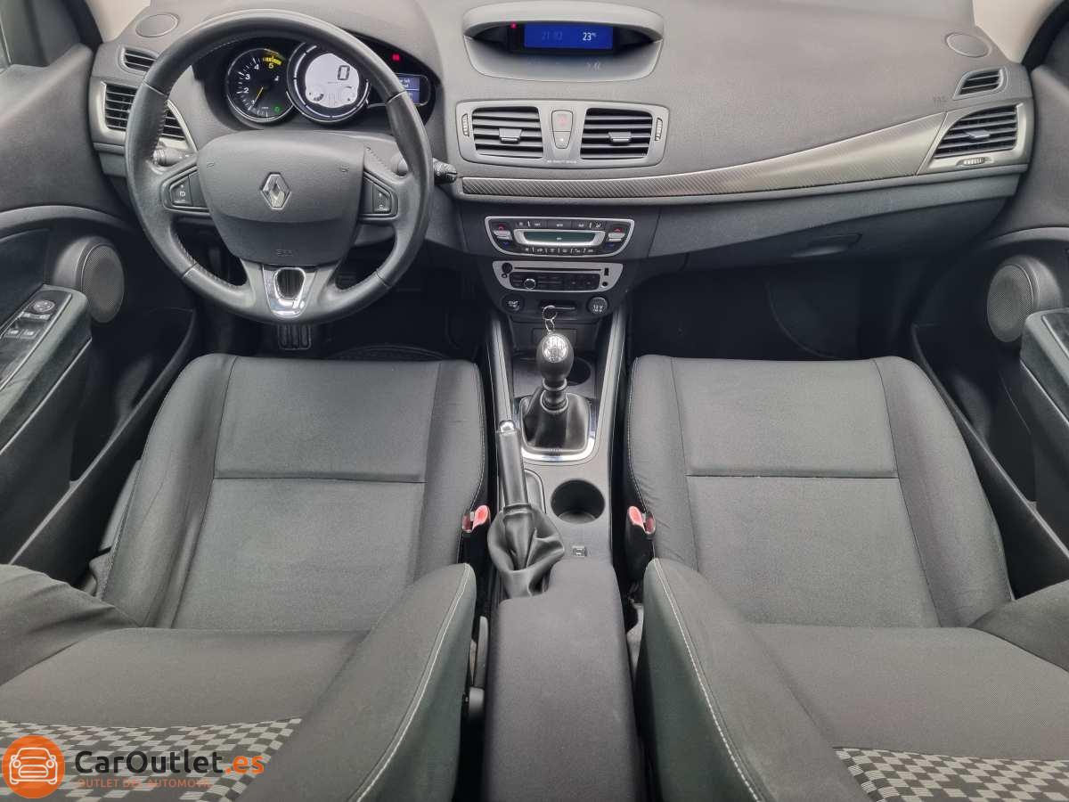 14 - Renault Megane 2013