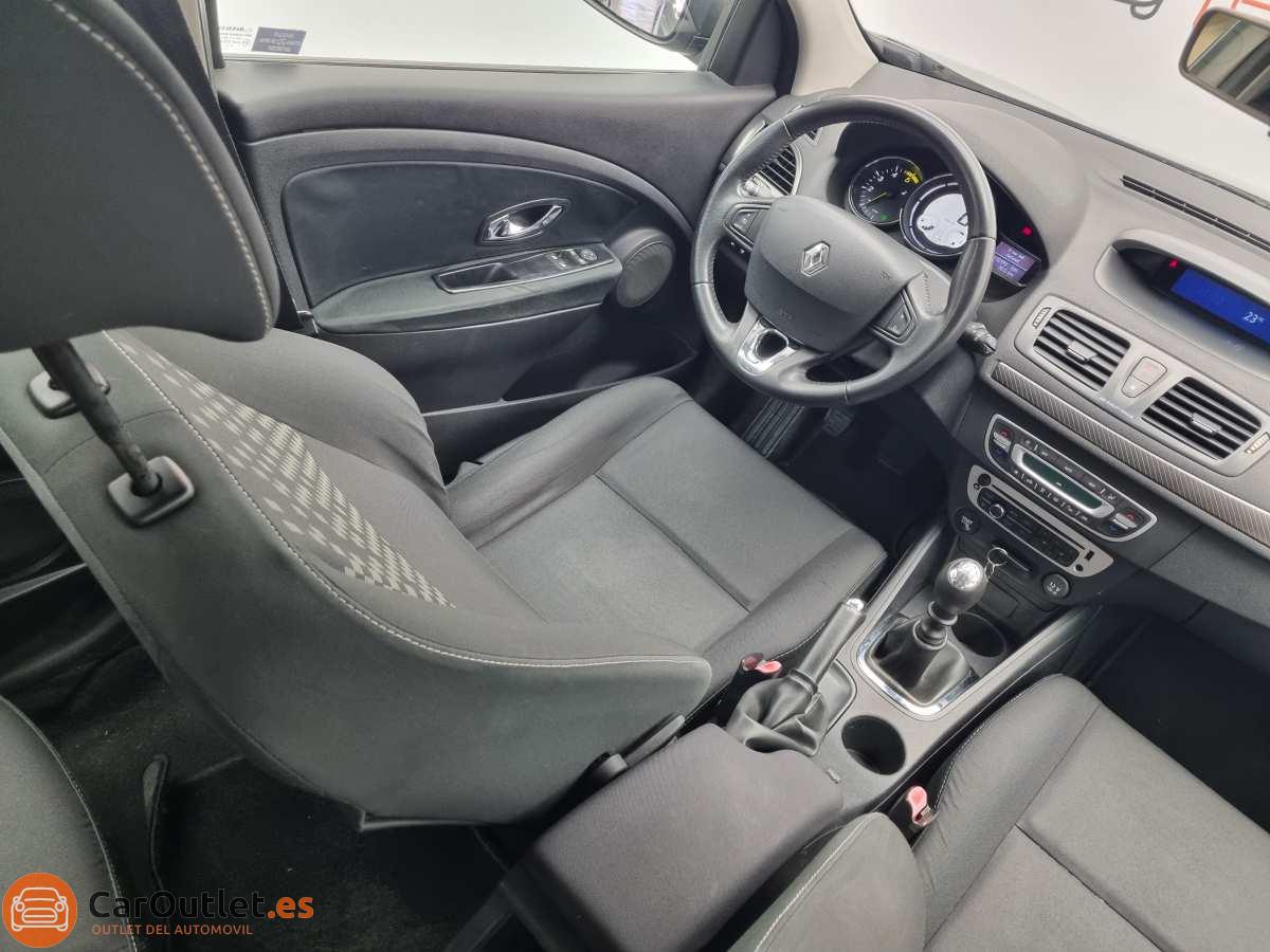 15 - Renault Megane 2013