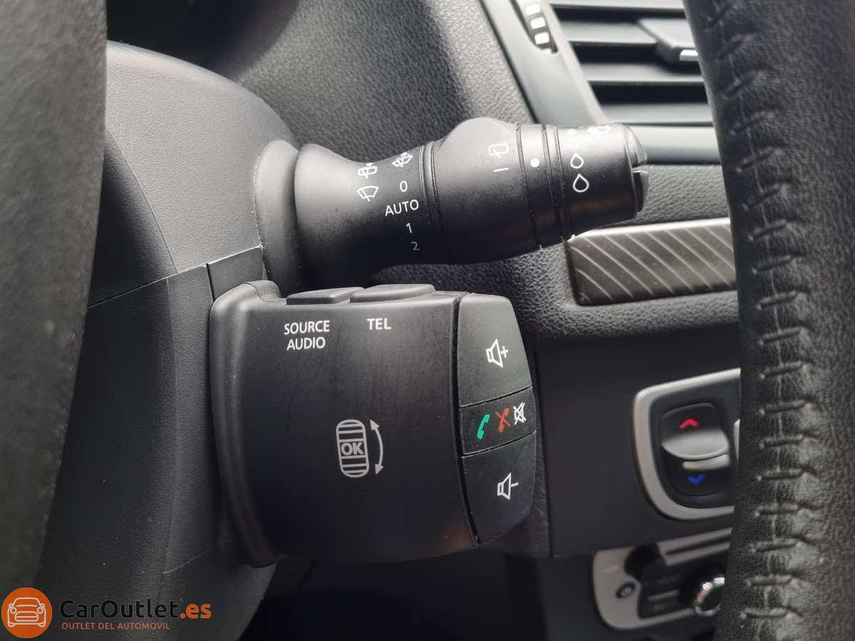 22 - Renault Megane 2013