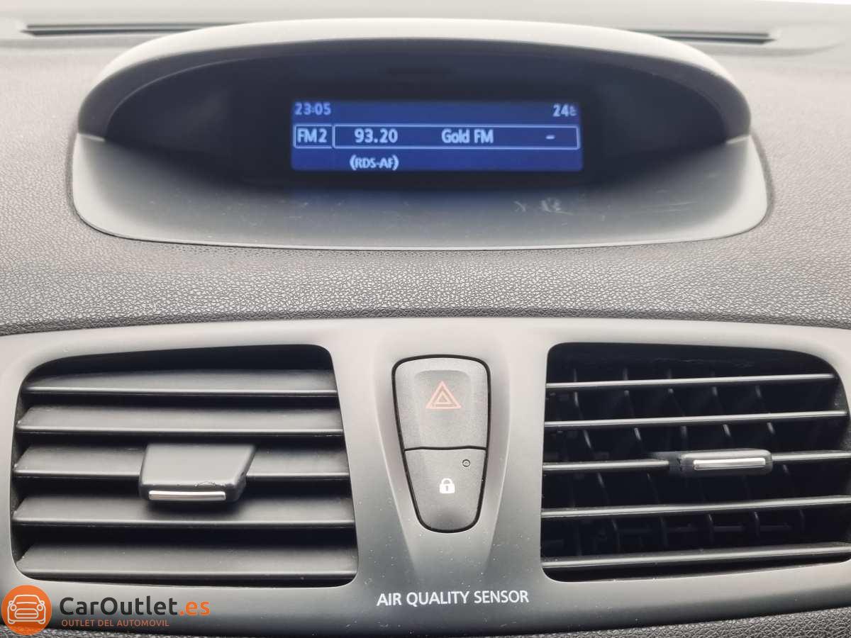 24 - Renault Megane 2013