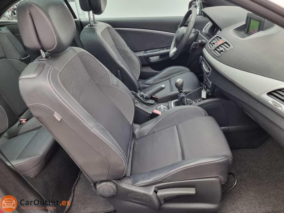 18 - Renault Megane 2010 - CABRIO