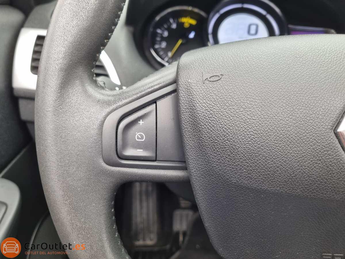 28 - Renault Megane 2010 - CABRIO