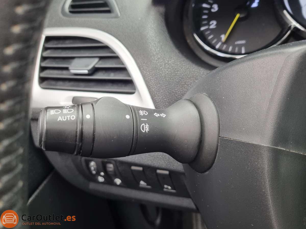 30 - Renault Megane 2010 - CABRIO