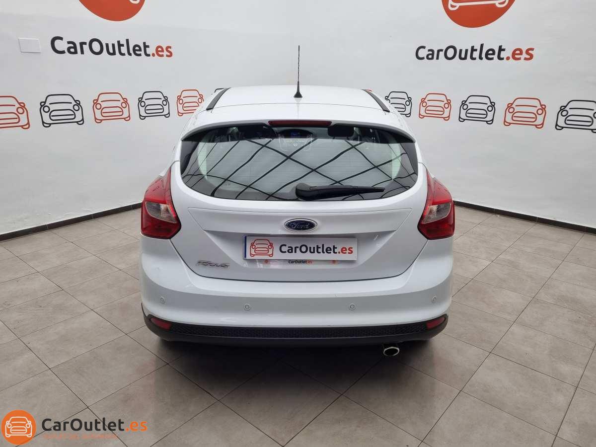 8 - Ford Focus 2014 - AUTO