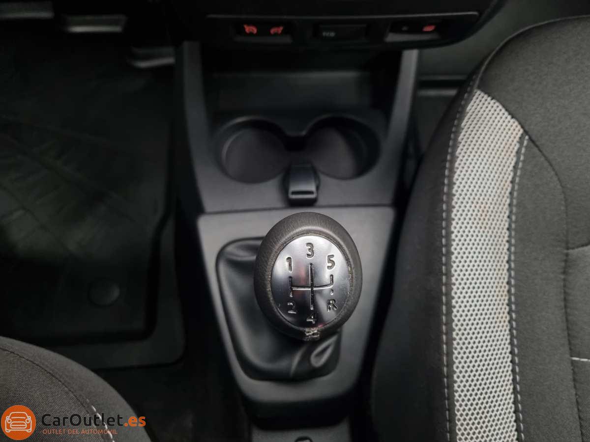 28 - Dacia LODGY 2019