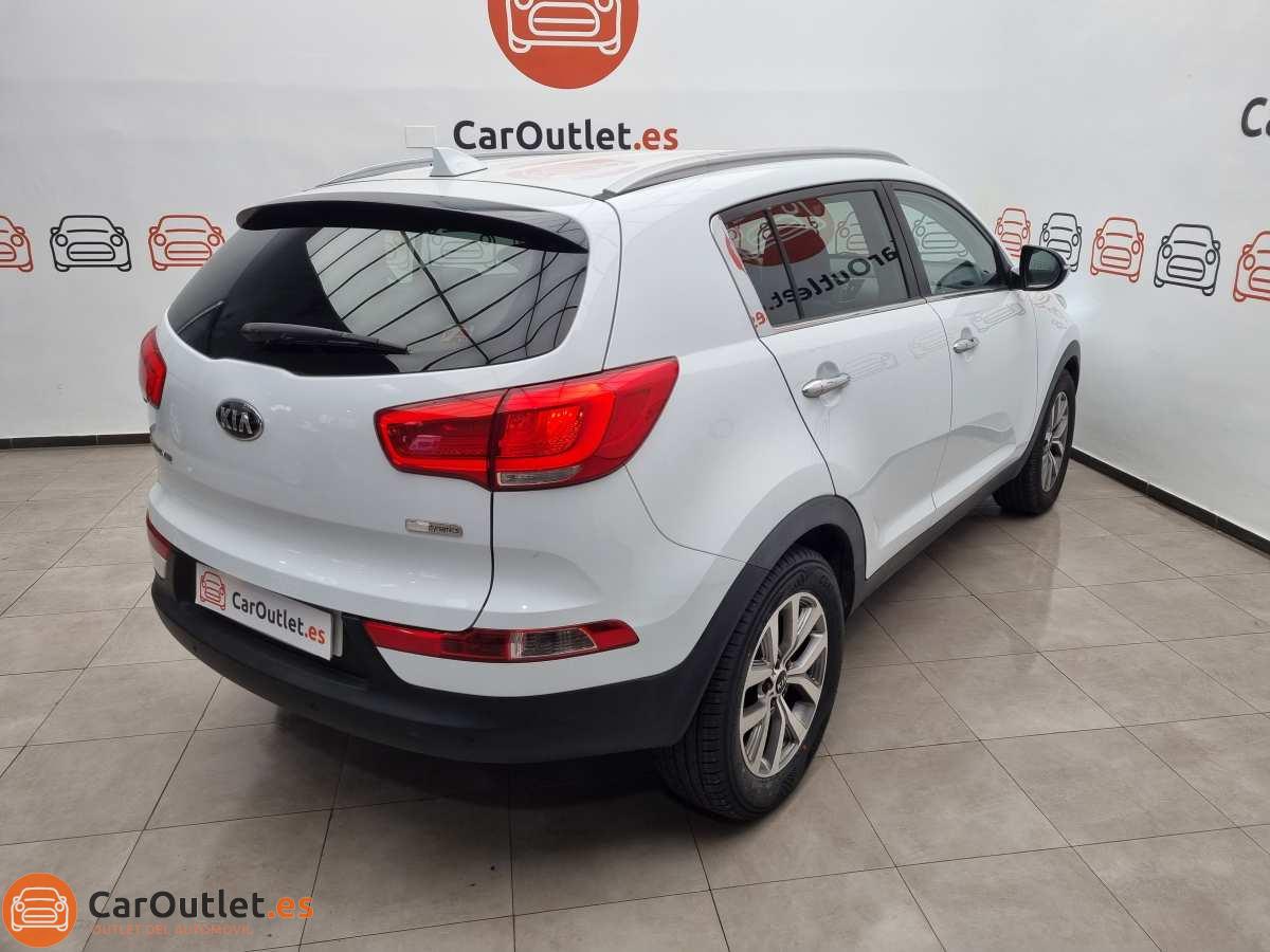 8 - Kia Sportage 2015