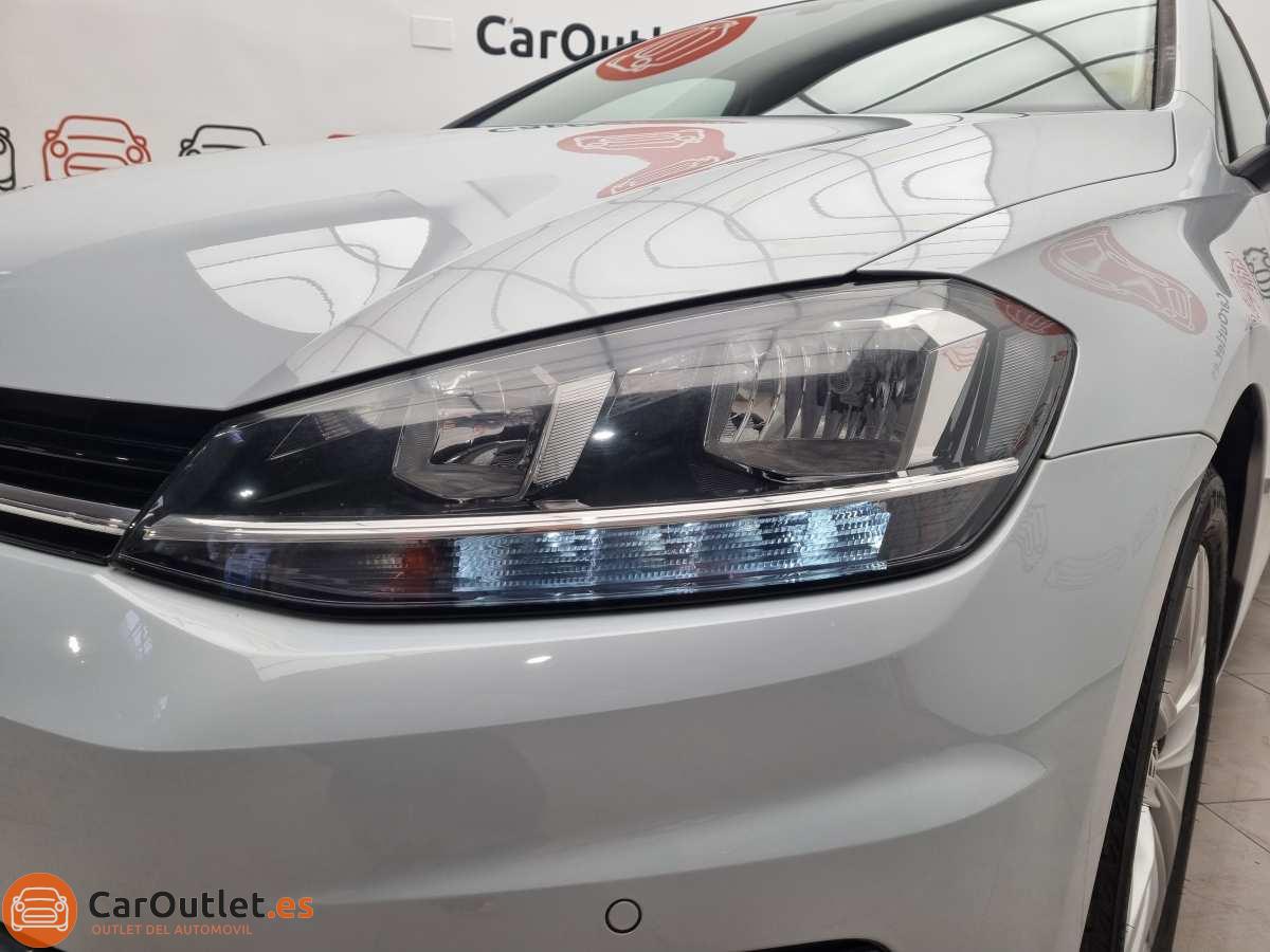 6 - Volkswagen Golf 2017 - AUTO