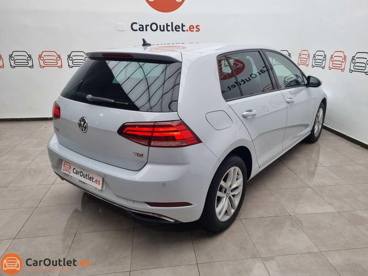 8 - Volkswagen Golf 2017 - AUTO