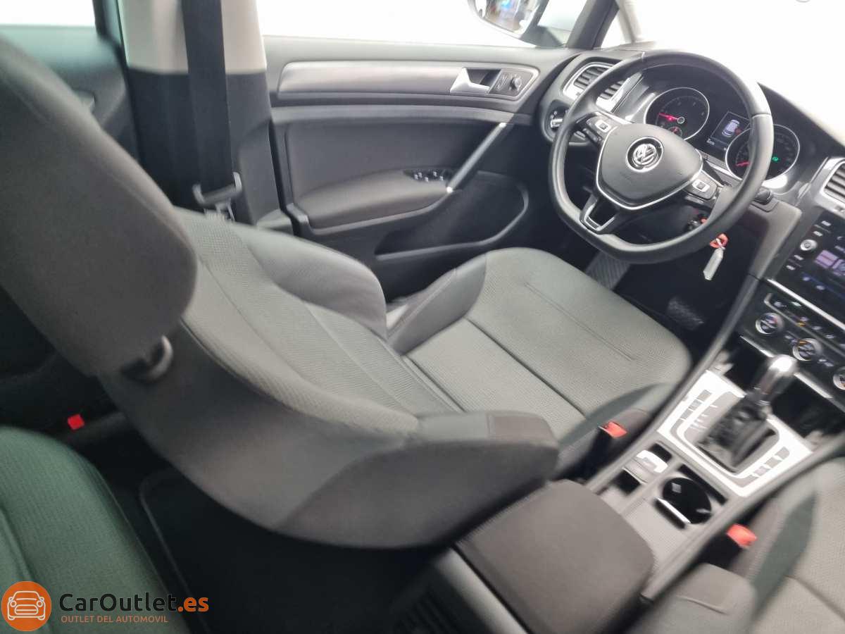 18 - Volkswagen Golf 2017 - AUTO