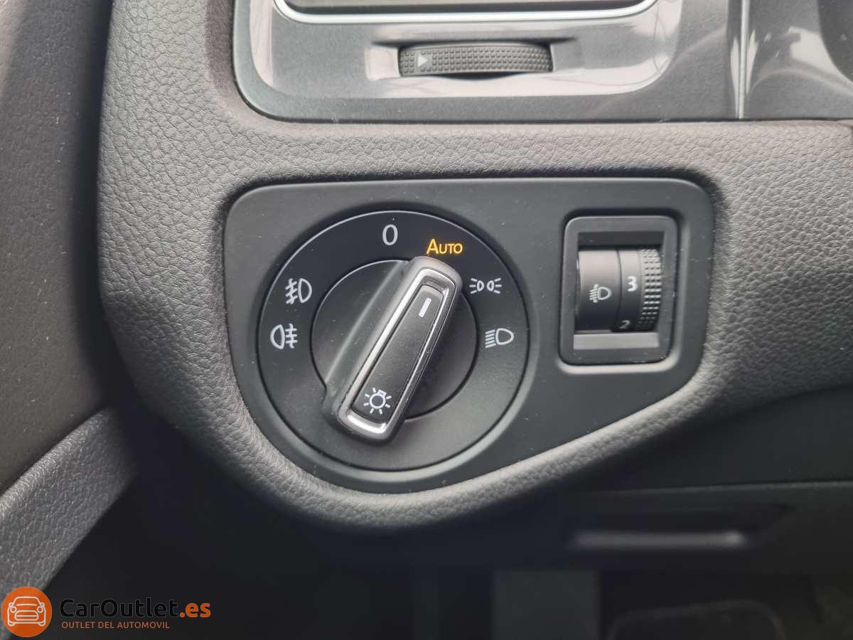 26 - Volkswagen Golf 2017 - AUTO