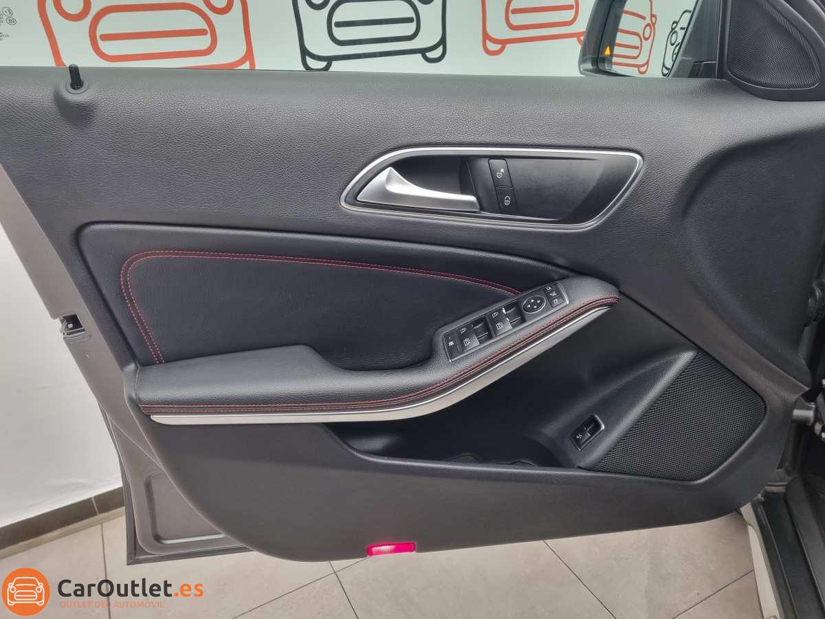 15 - Mercedes GLA Class 2018 - AUTO