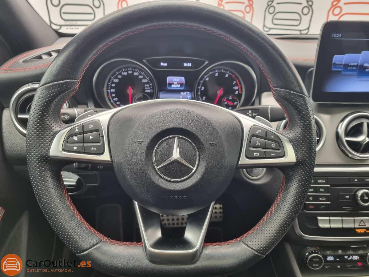 21 - Mercedes GLA Class 2018 - AUTO