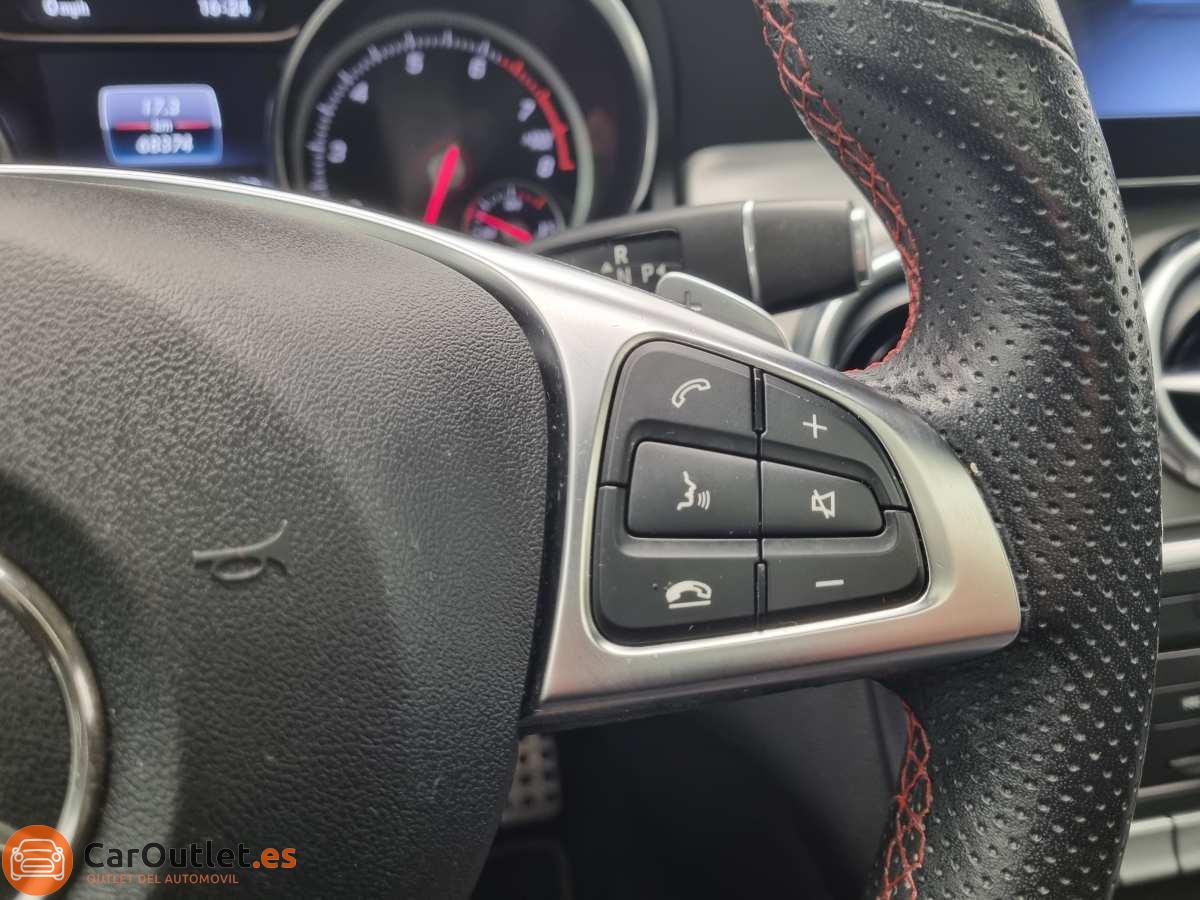 23 - Mercedes GLA Class 2018 - AUTO