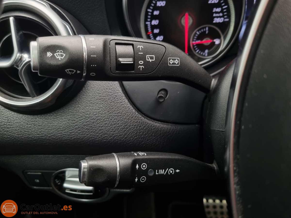 26 - Mercedes GLA Class 2018 - AUTO