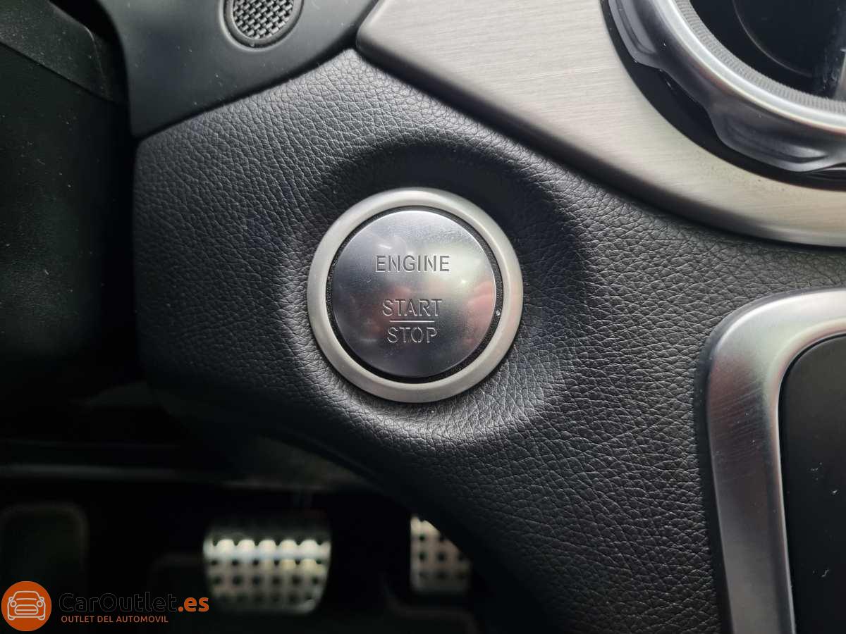 32 - Mercedes GLA Class 2018 - AUTO