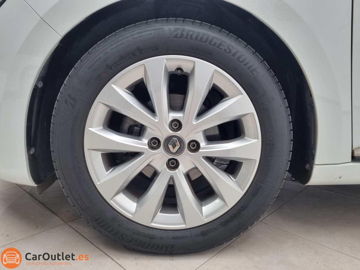 7 - Renault Clio 2021