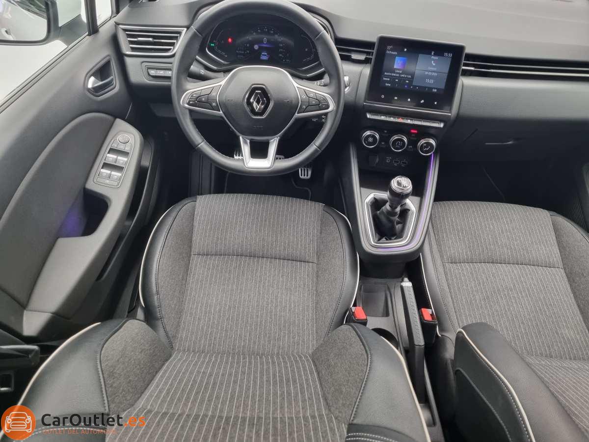 19 - Renault Clio 2021