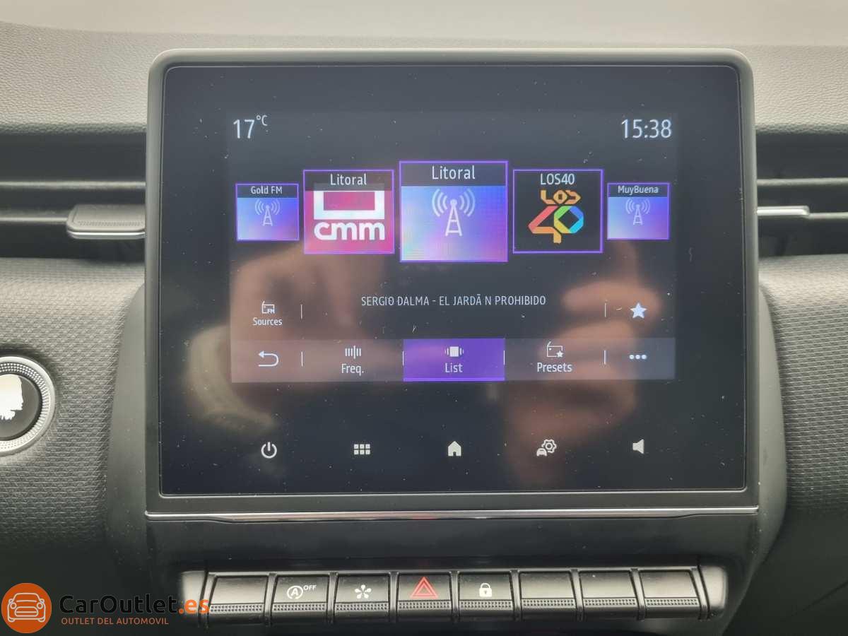 26 - Renault Clio 2021