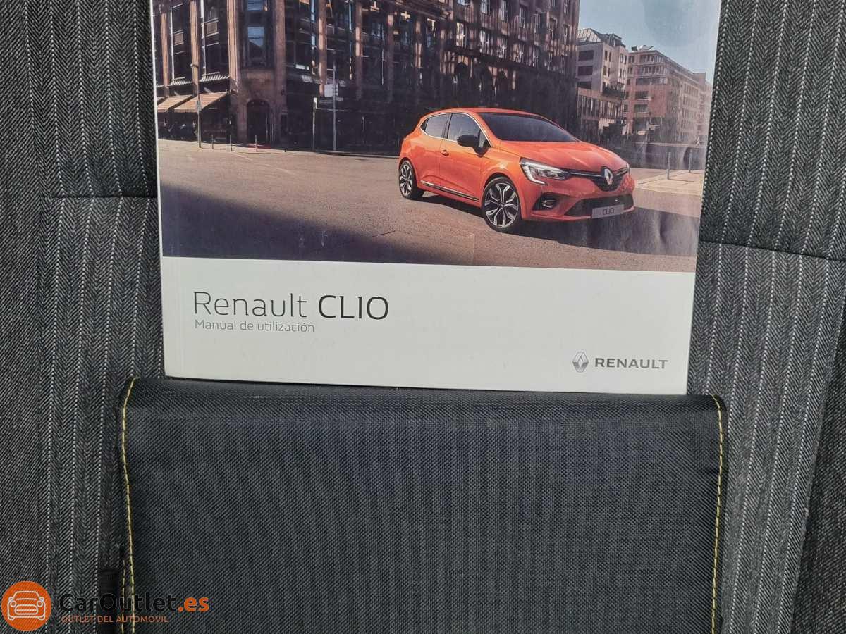 31 - Renault Clio 2021