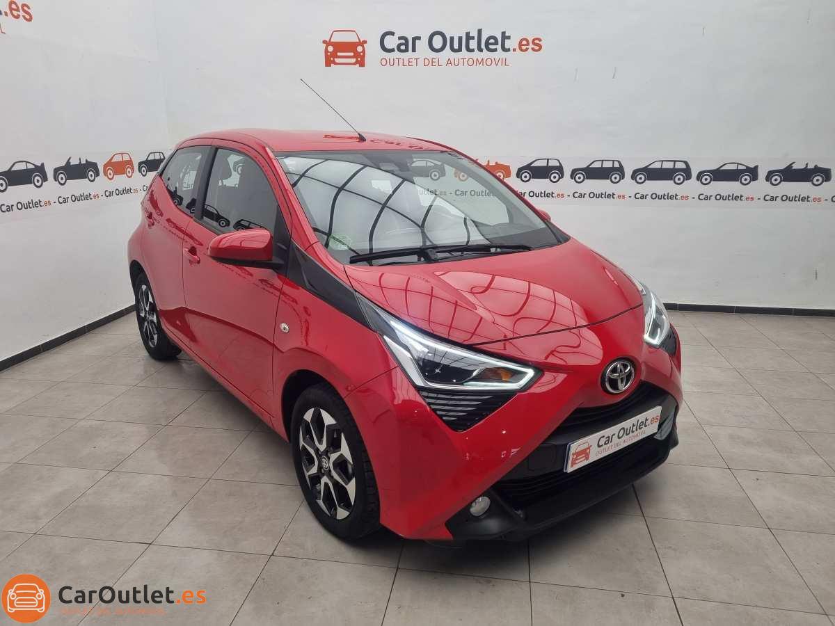 2 - Toyota Aygo 2019 - AUTO
