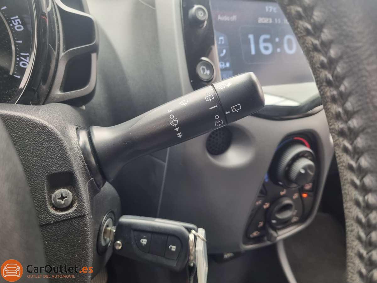 25 - Toyota Aygo 2019 - AUTO