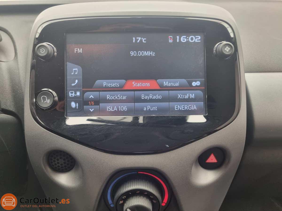 28 - Toyota Aygo 2019 - AUTO