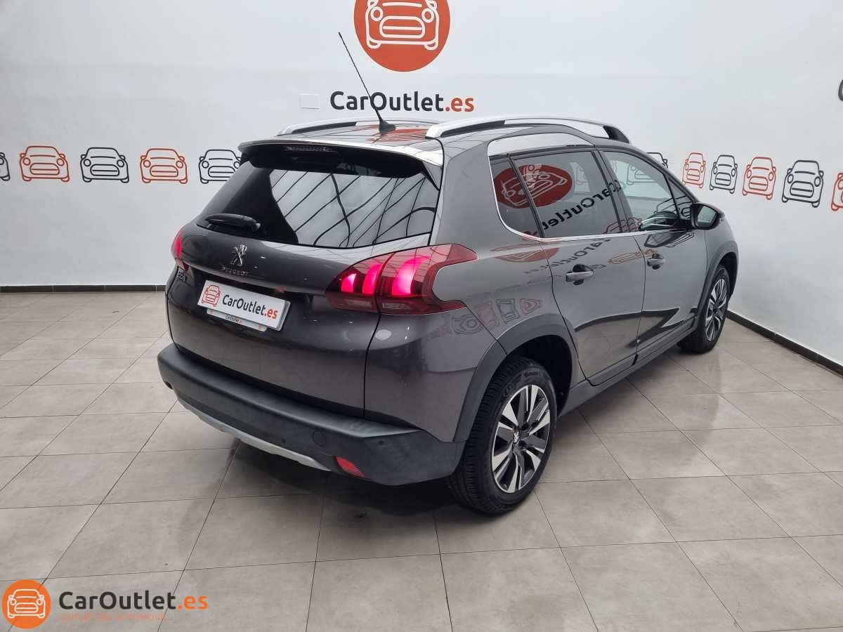 8 - Peugeot 2008 2018 - AUTO