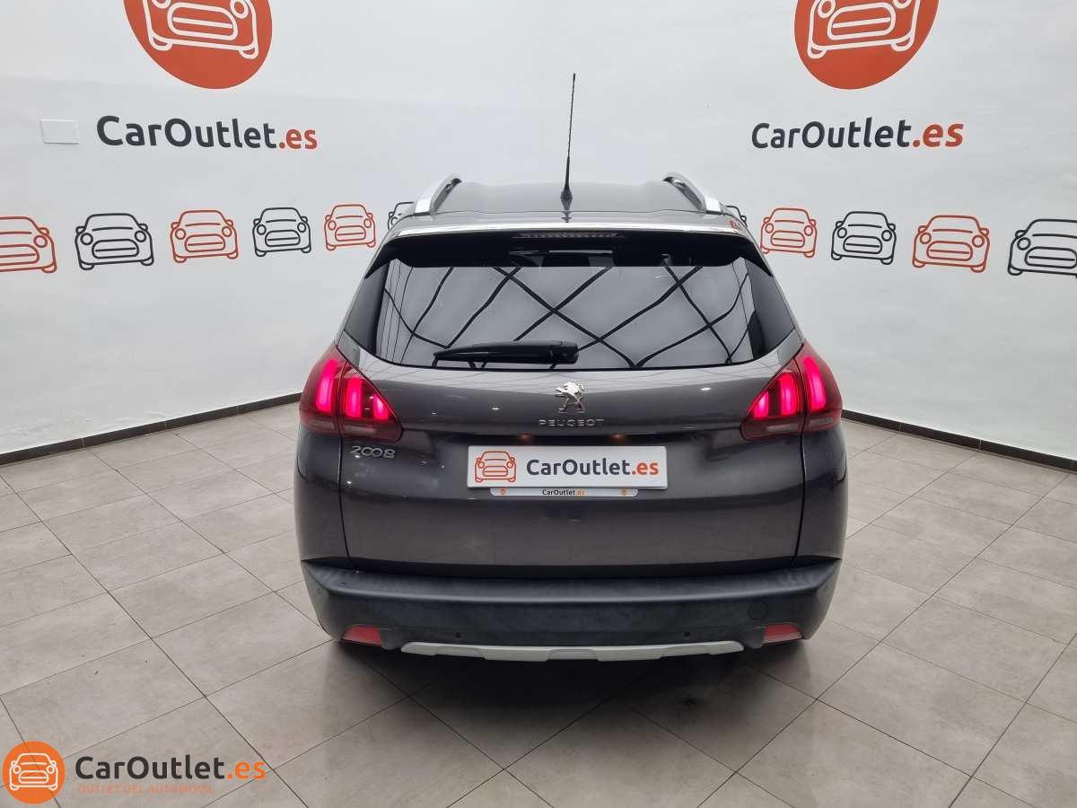 9 - Peugeot 2008 2018 - AUTO