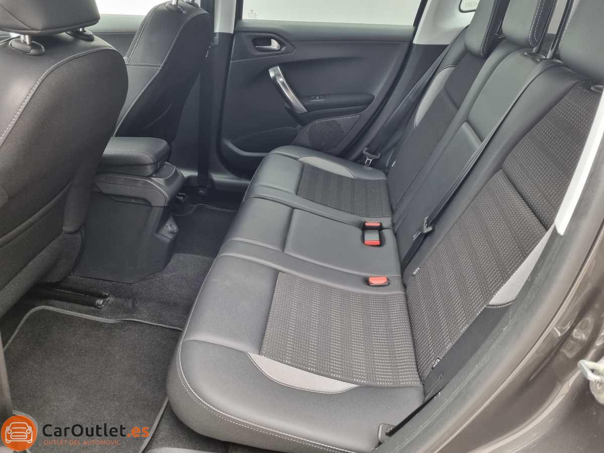 12 - Peugeot 2008 2018 - AUTO