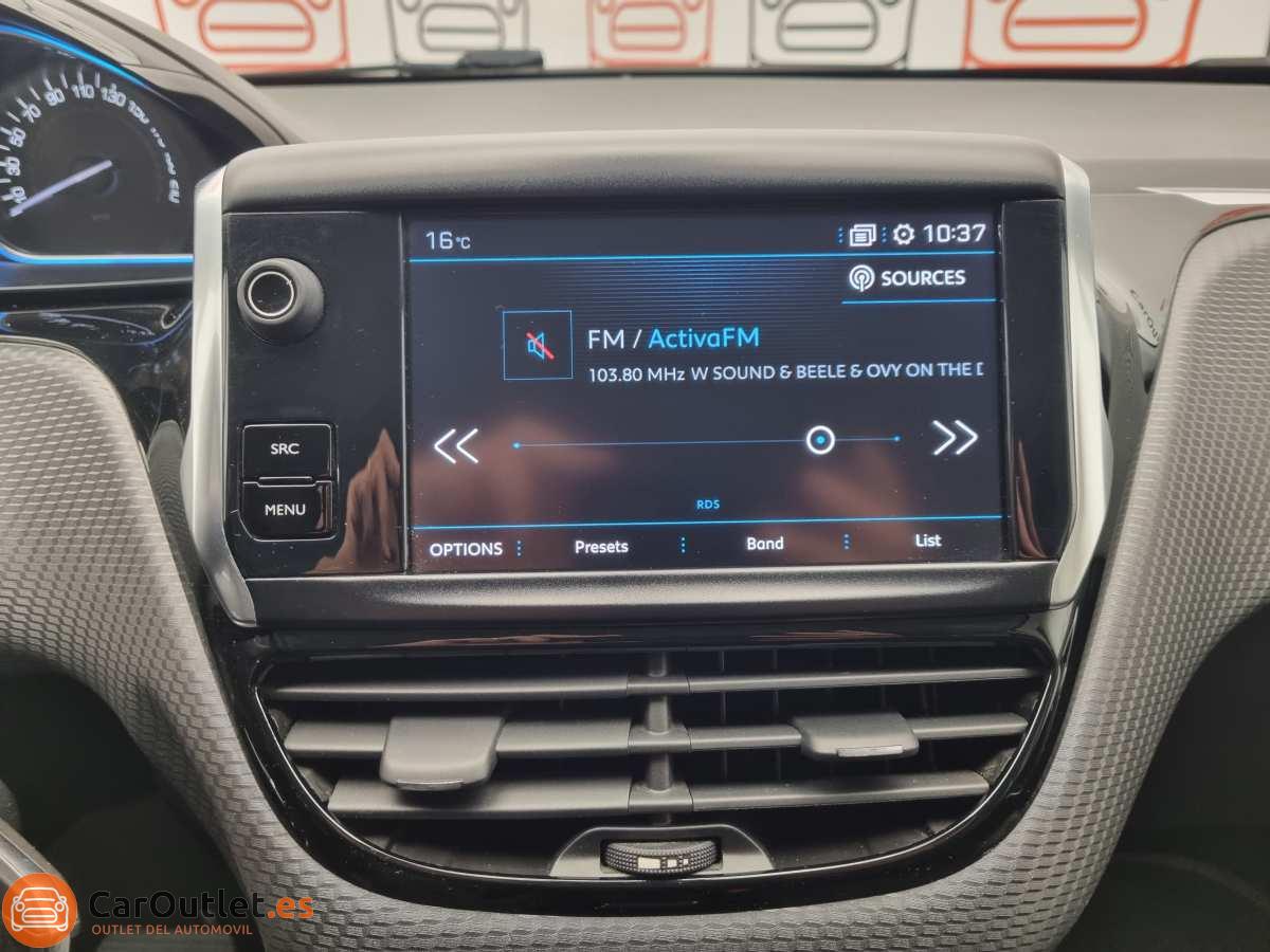 25 - Peugeot 2008 2018 - AUTO