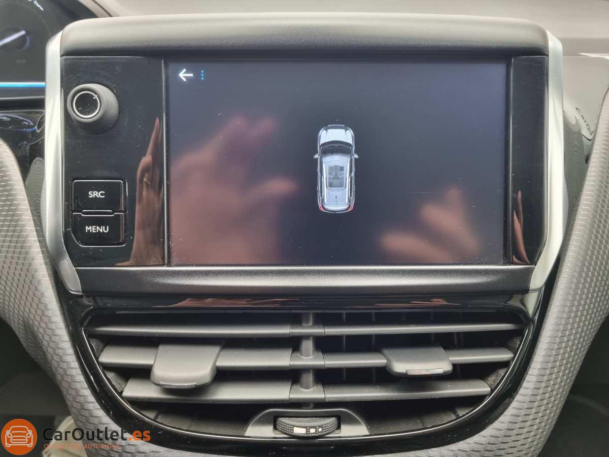 28 - Peugeot 2008 2018 - AUTO