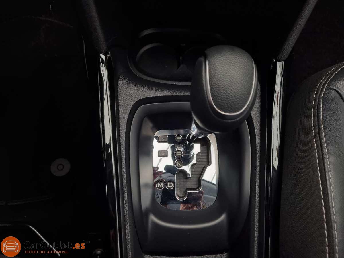 29 - Peugeot 2008 2018 - AUTO