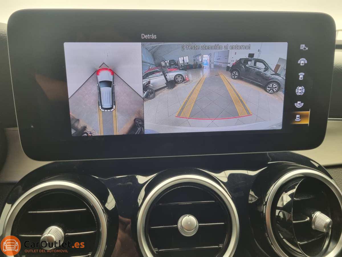 26 - Mercedes GLC 2021 - AUTO