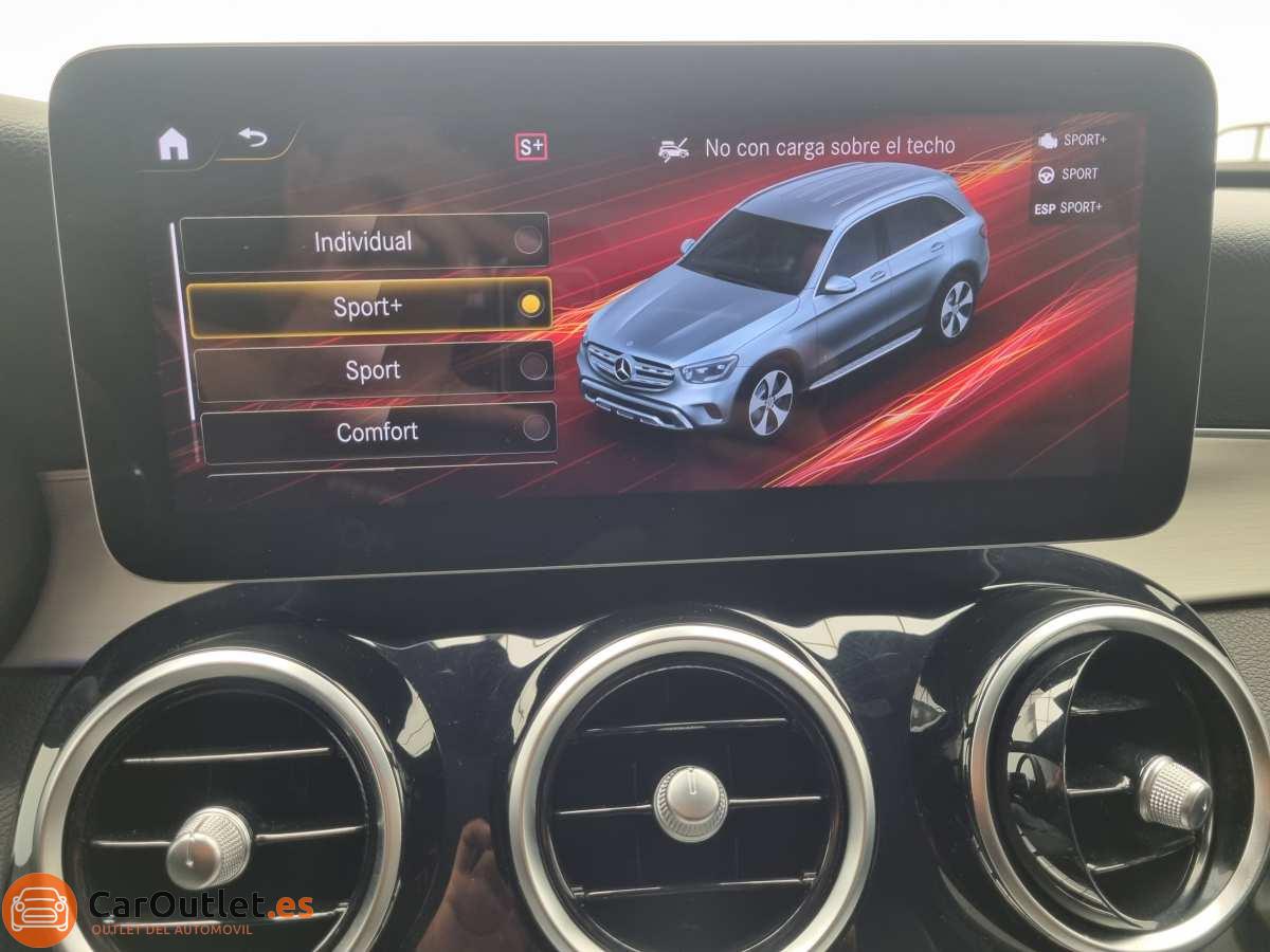 27 - Mercedes GLC 2021 - AUTO