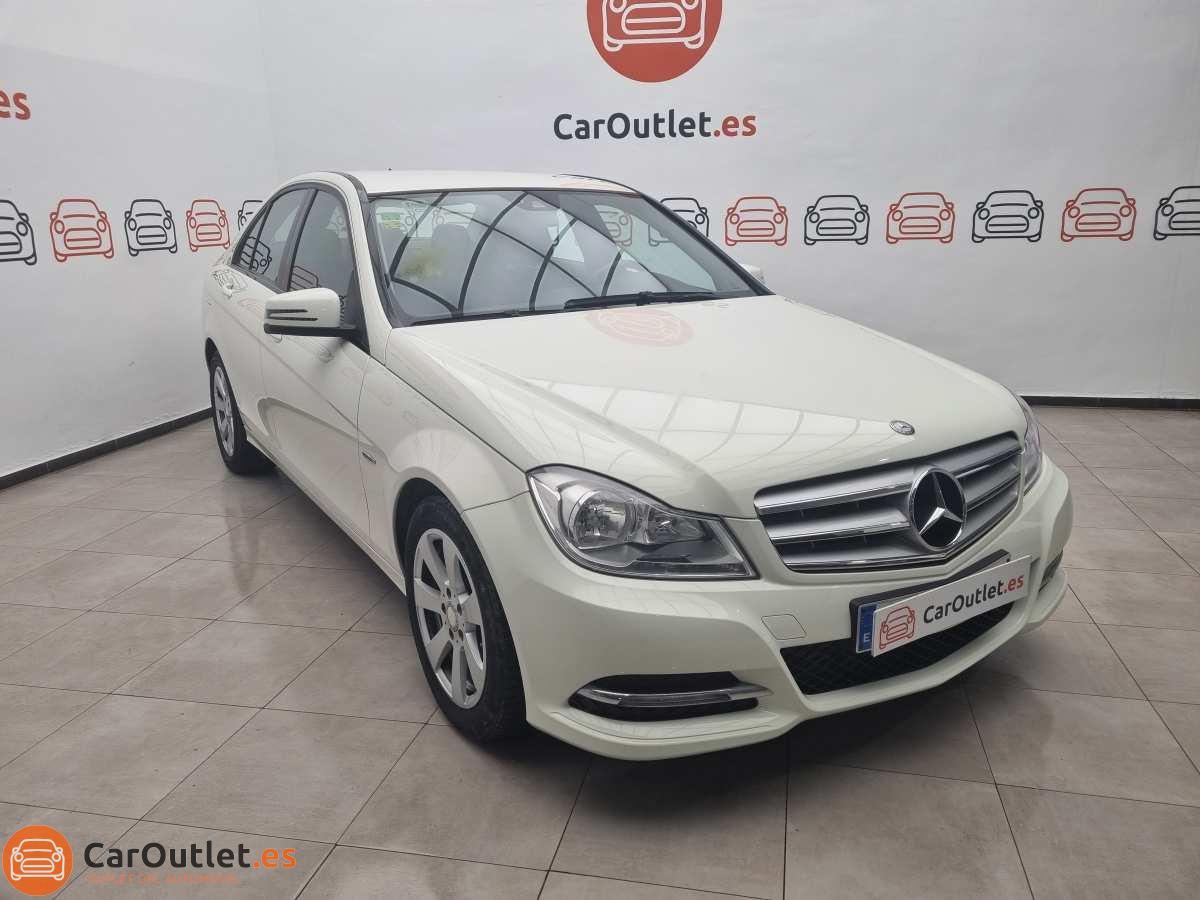 2 - Mercedes C Class 2011 - AUTO