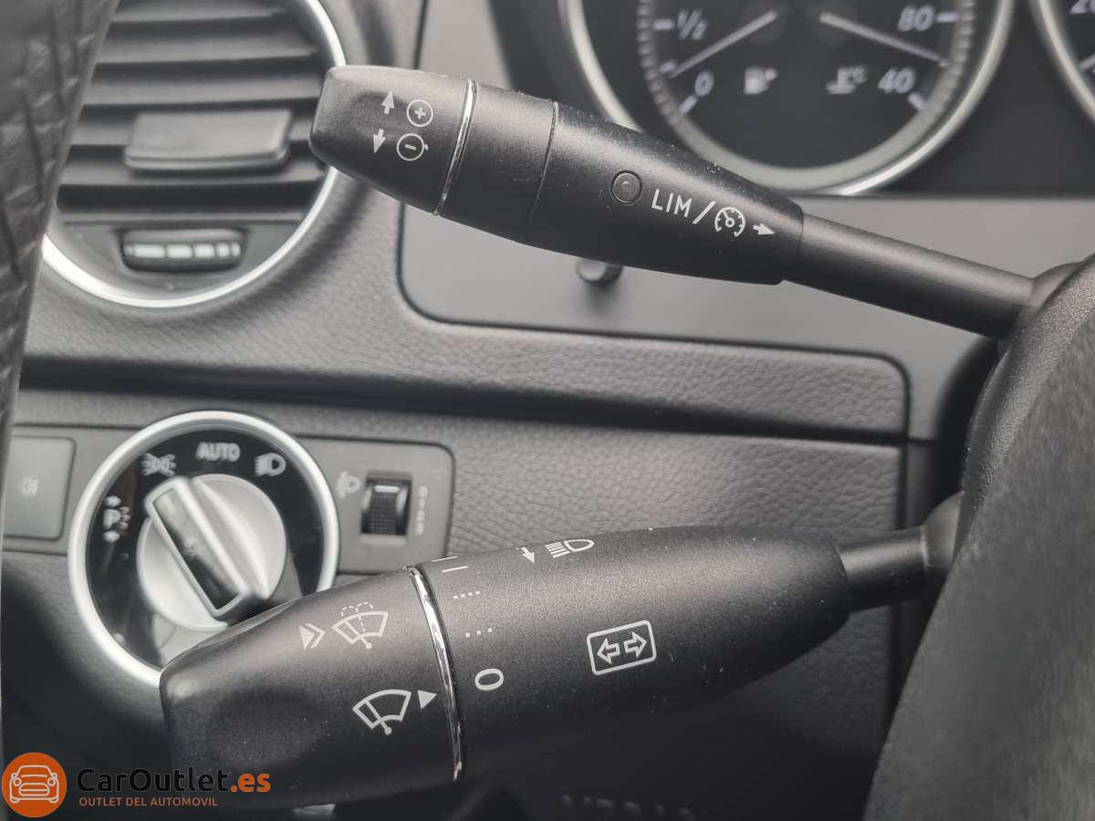 23 - Mercedes C Class 2011 - AUTO