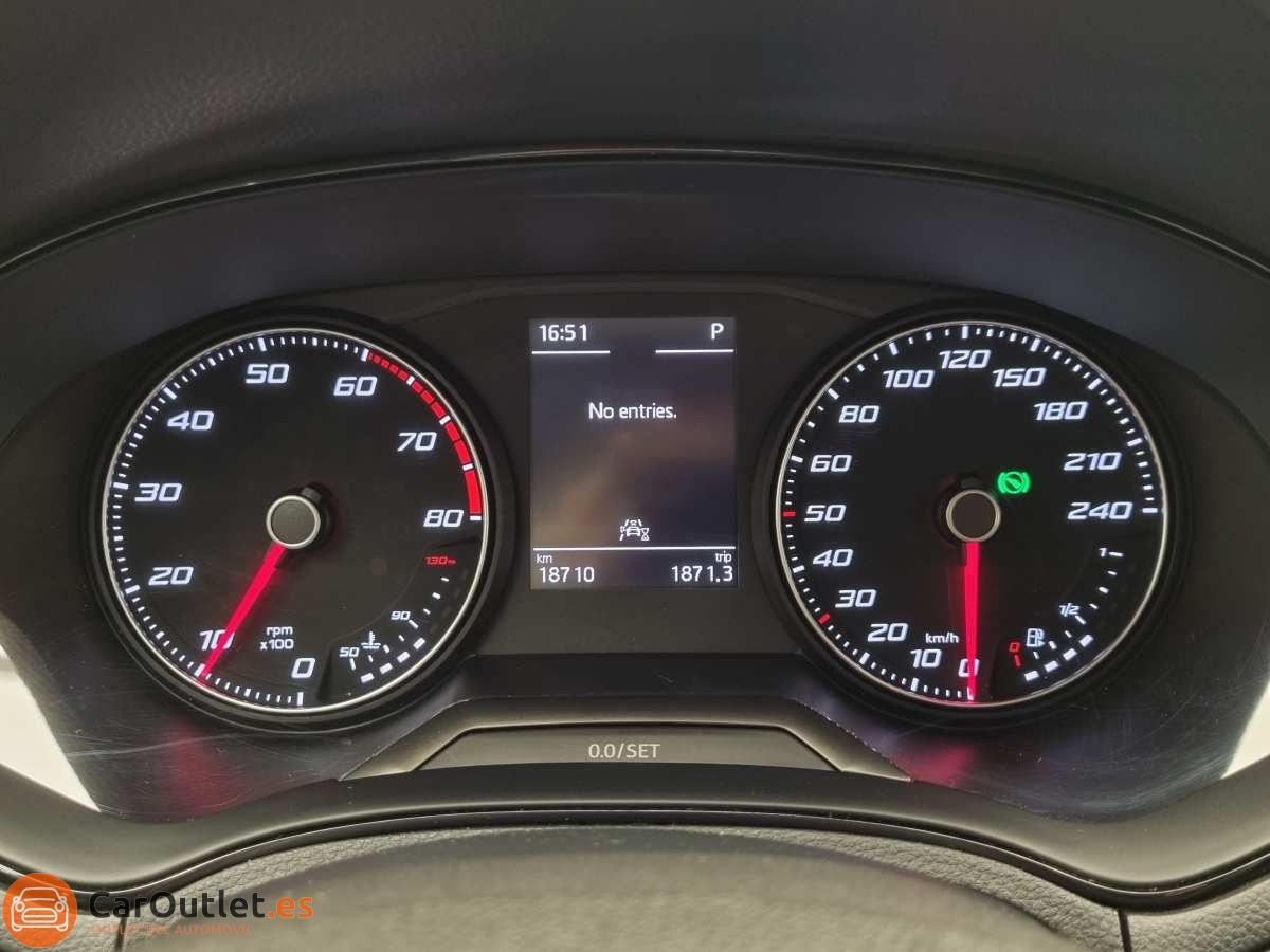 22 - Seat Arona 2020 - AUTO