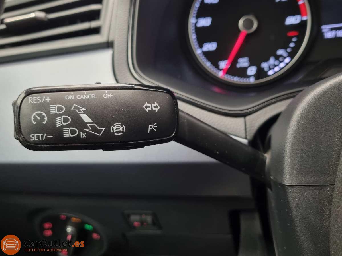 26 - Seat Arona 2020 - AUTO