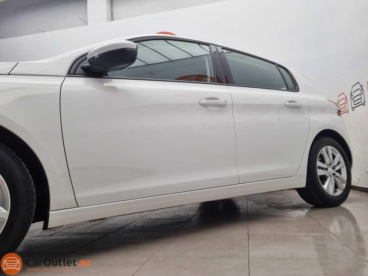 4 - Peugeot 308 2017