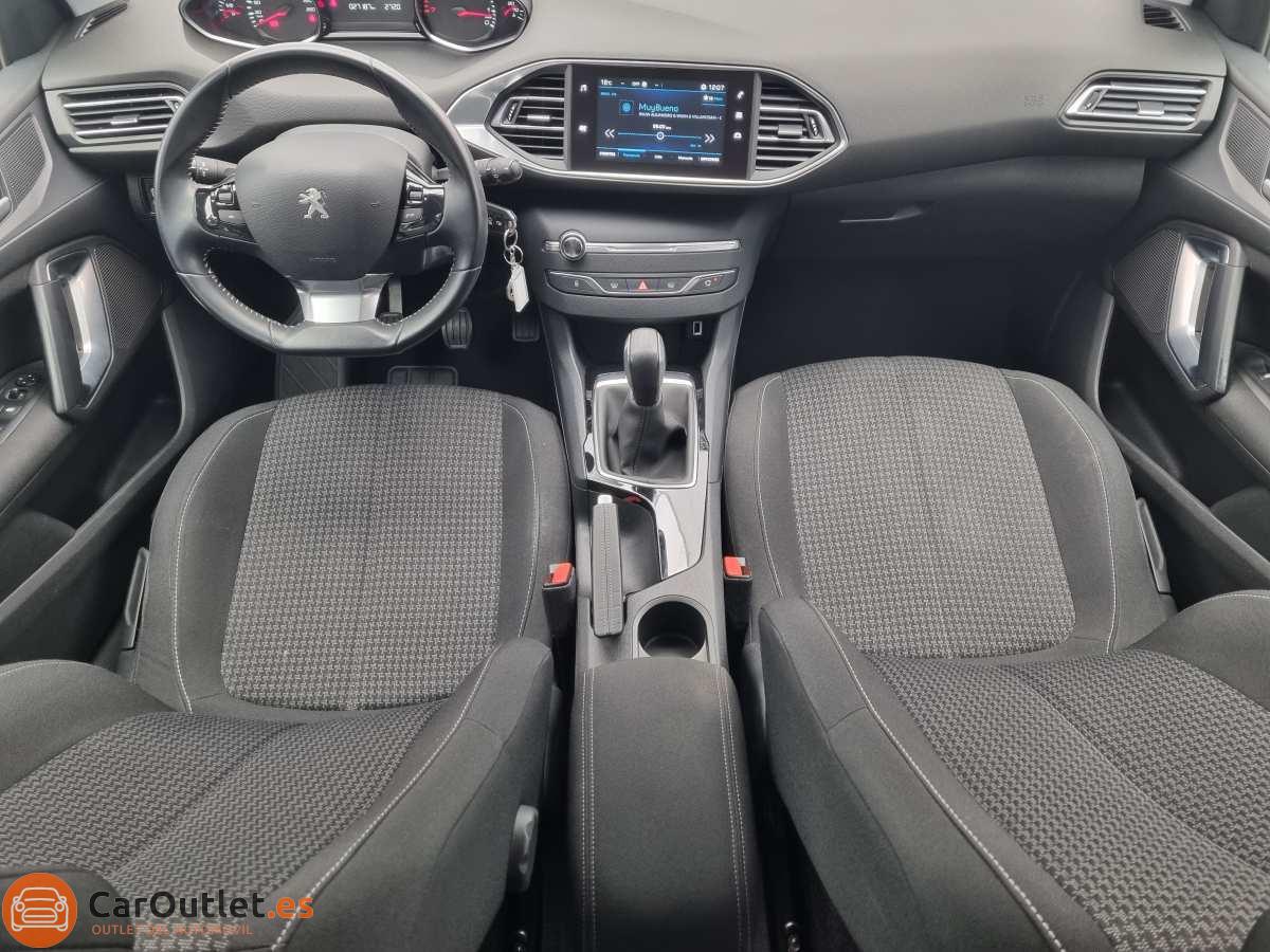 16 - Peugeot 308 2017