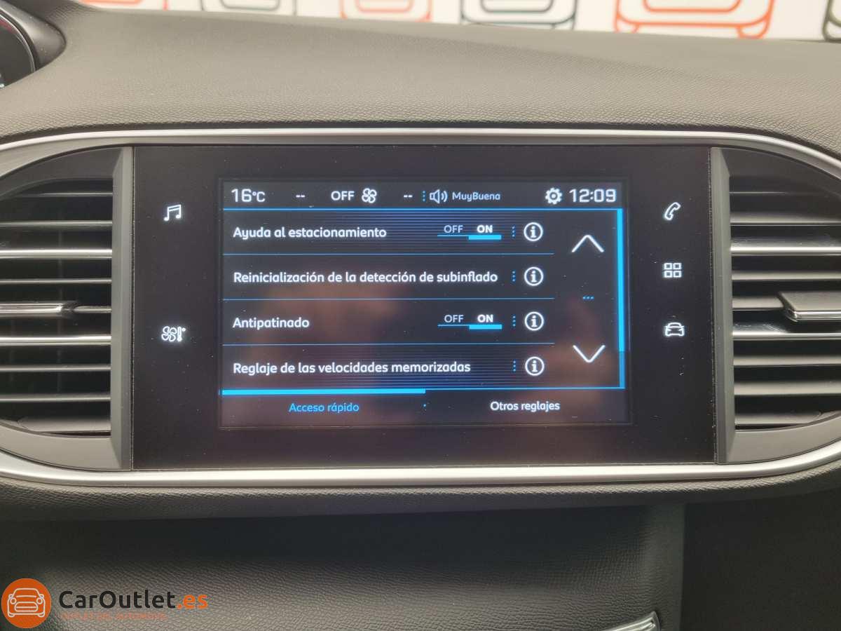 26 - Peugeot 308 2017