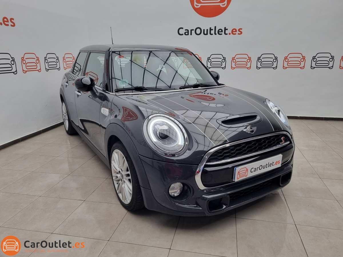 2 - MINI Cooper 2018