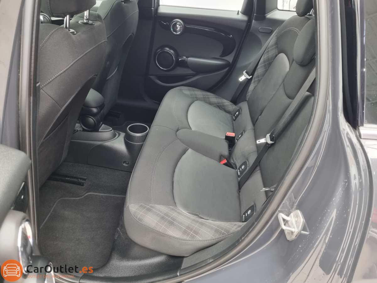 14 - MINI Cooper 2018