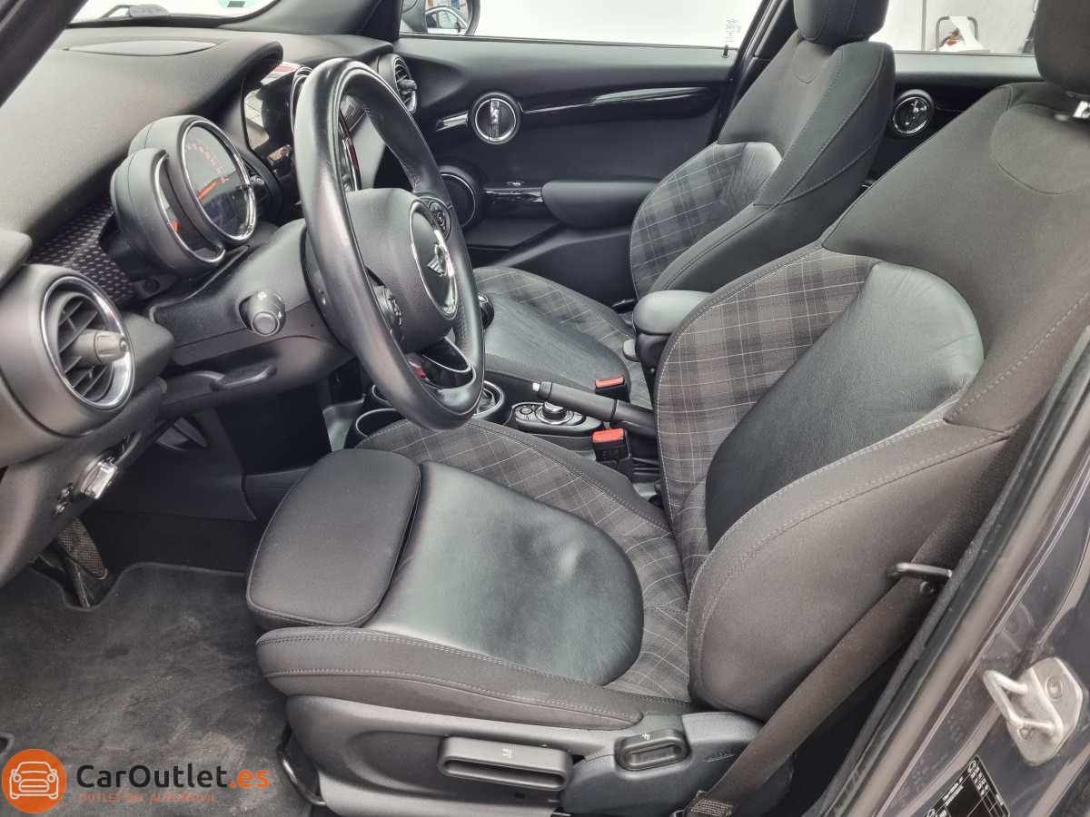 16 - MINI Cooper 2018