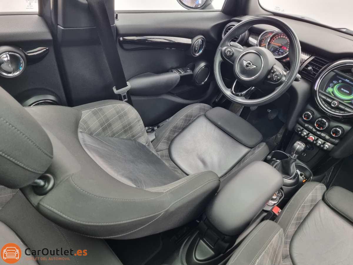 19 - MINI Cooper 2018