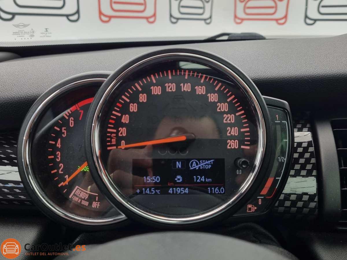 22 - MINI Cooper 2018