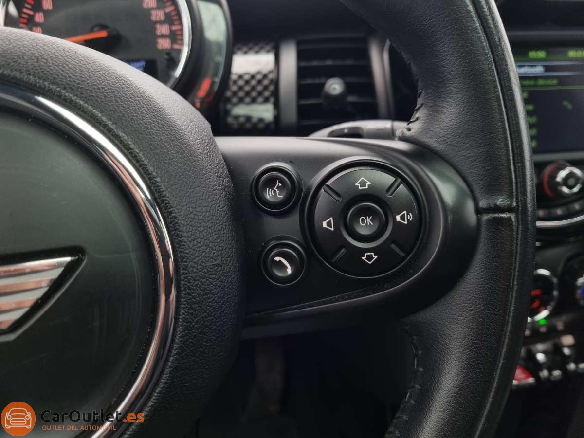 23 - MINI Cooper 2018