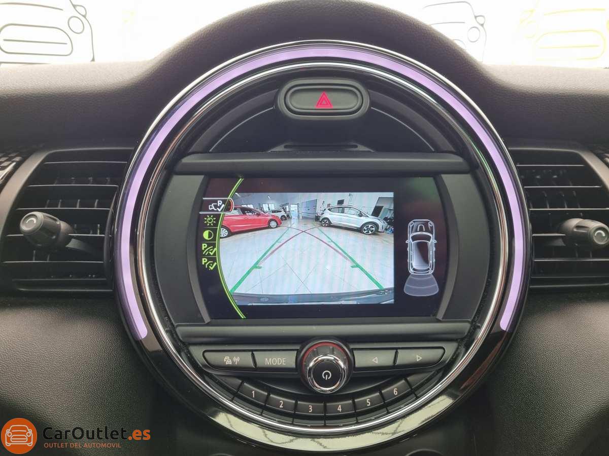 30 - MINI Cooper 2018