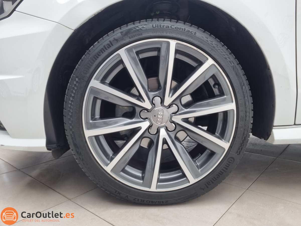 6 - Audi A1 2016 - AUTO