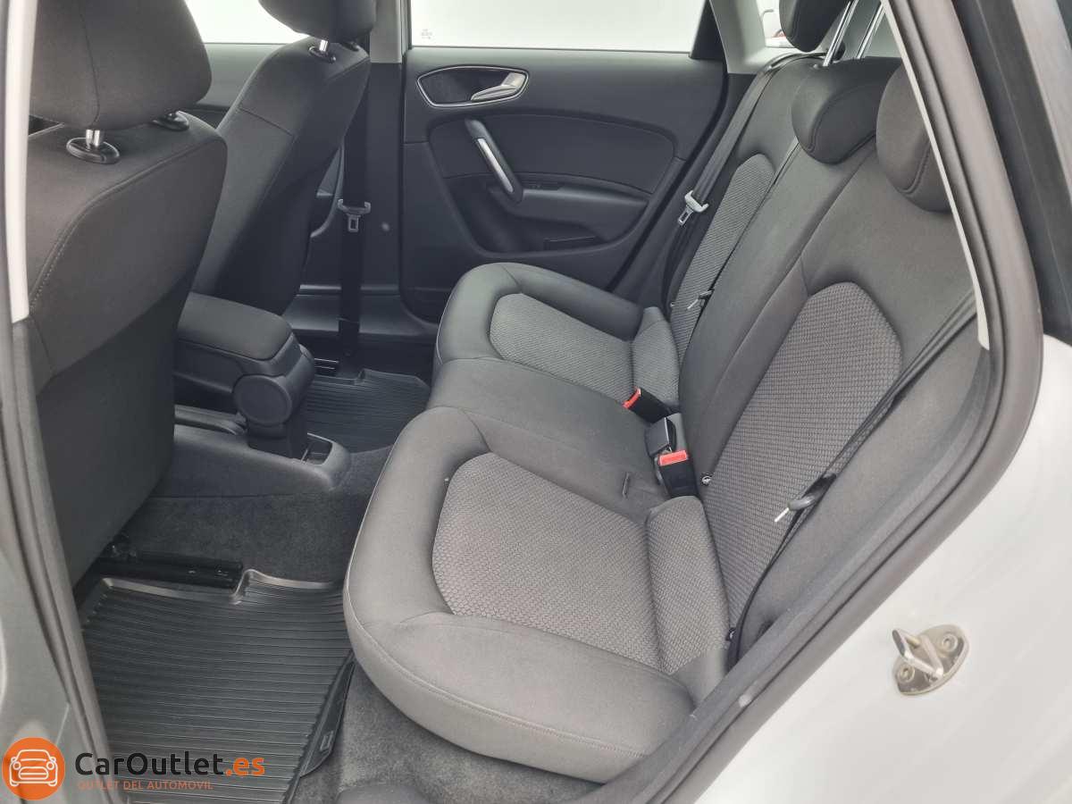 11 - Audi A1 2016 - AUTO